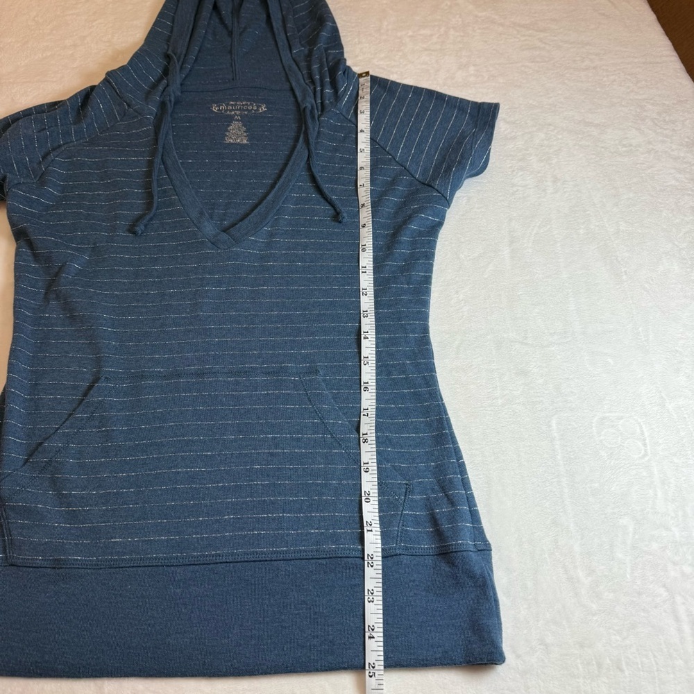 Maurices Blue and Silver Striped Short Sleeve Hoodie with Pockets - Picture 4 of 9